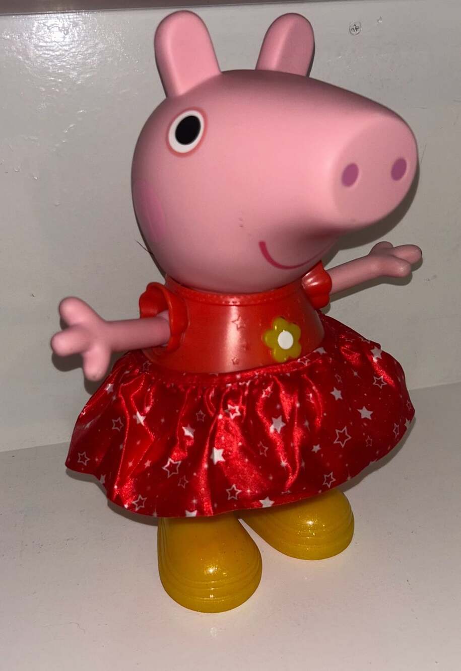Peppa Pig Muddy Puddles Talking Doll